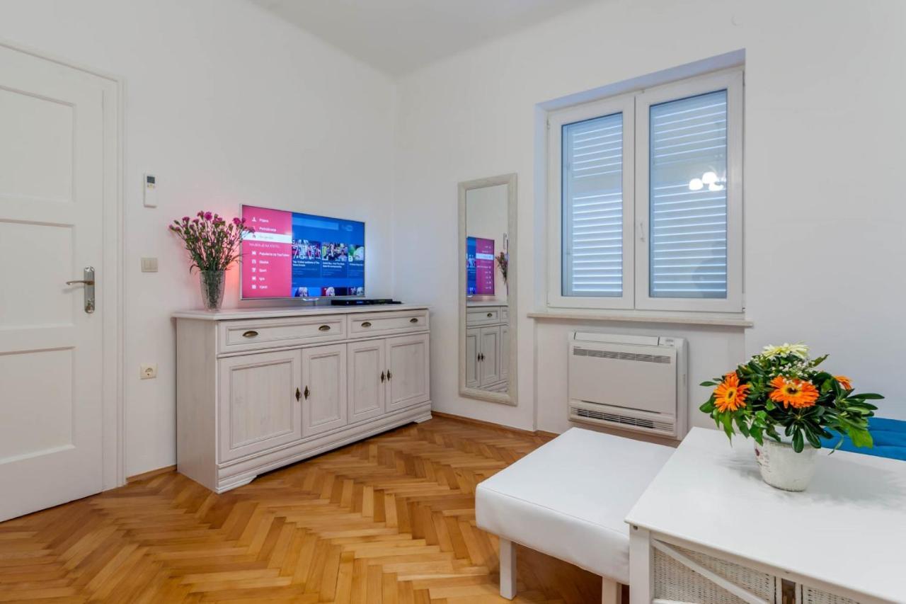 Classy Apartment In The Center Of Split Eksteriør billede
